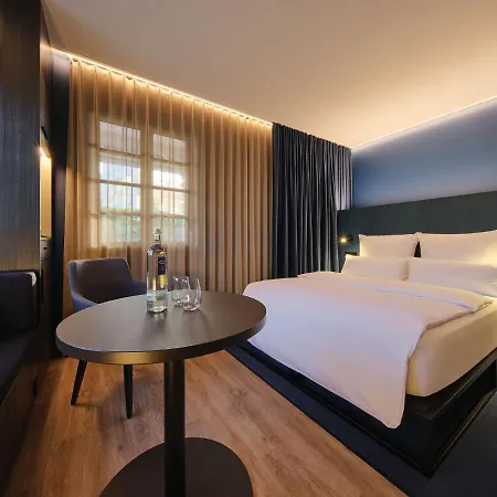 Am Sophienpark 4*